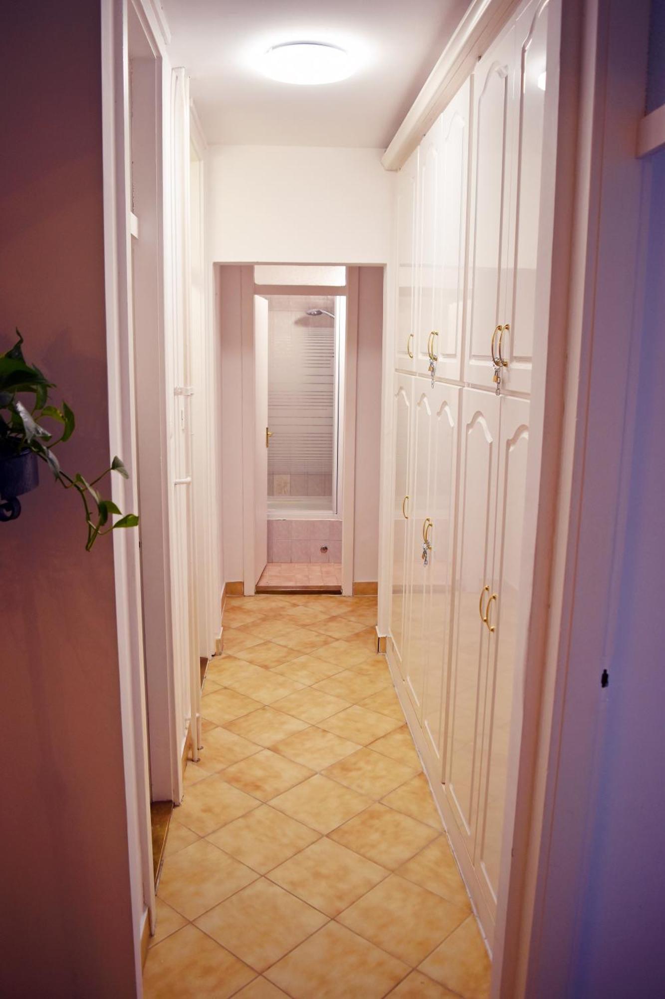 Belvarosi Classic Apartman 85 Square Meters Szombathely Exterior foto